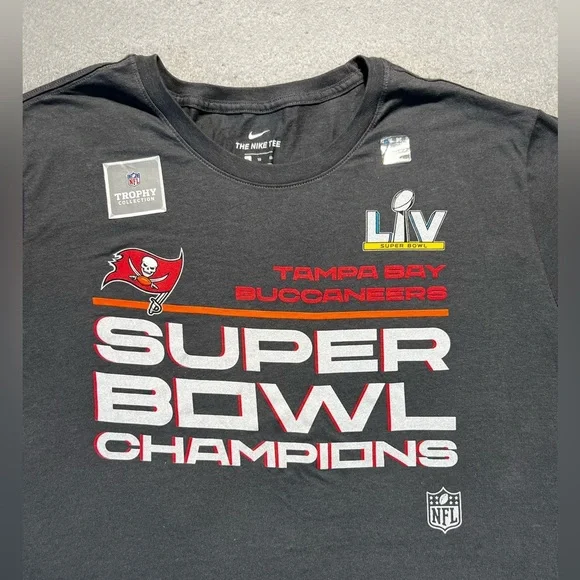 Nike Tampa Bay Buccaneers Super Bowl LV Champions Gray XL T-Shirt NFL - Picture 2 of 5